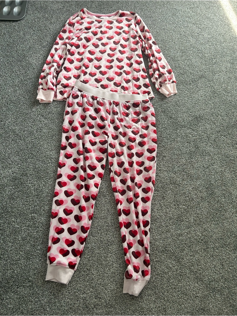 kate spade Pink and Red Heart-Print Women's Pajama Set